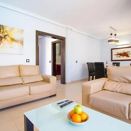 Villa In Playa Blanca Sleeps 8 Includes Swimming Pool Air Con And Wifi 4 *